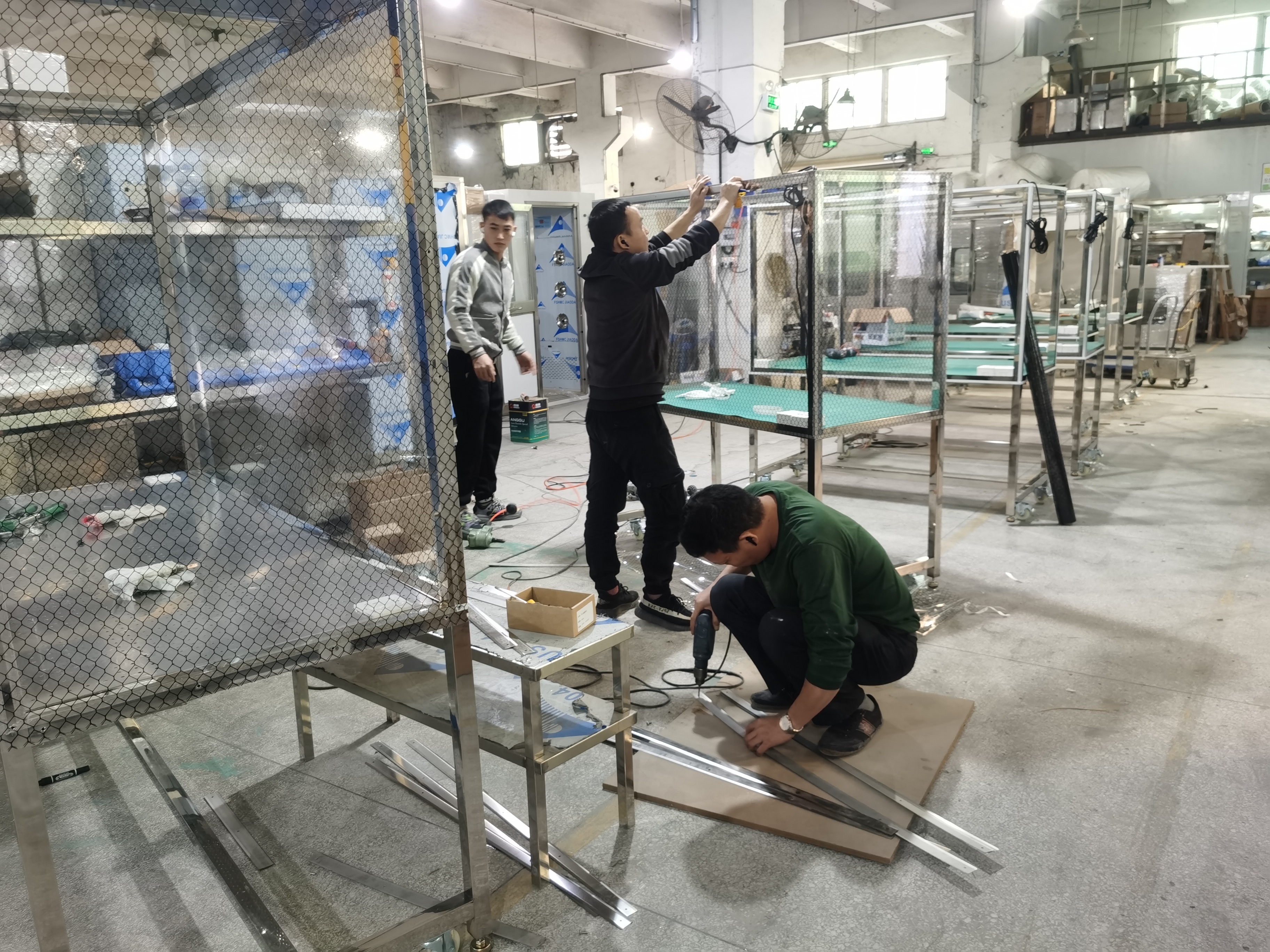 垂直流不銹鋼潔凈工作臺生產制作廠家